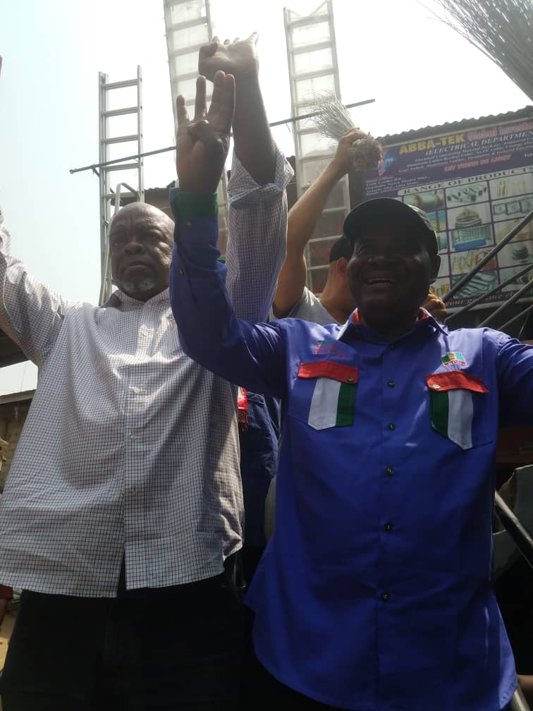 Abaribe flees as Marc Wabara, Emeka Wogu storms Ariaria Market