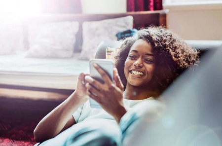 100 Best I Miss You Messages To Make Her Smile